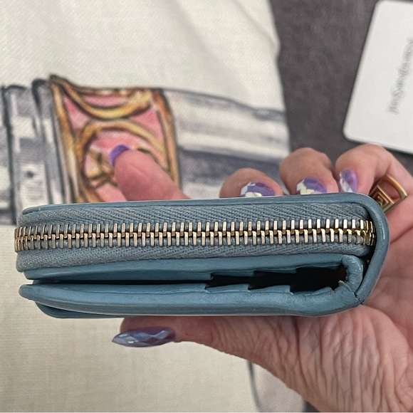 YSL COMPACT BLUE WALLET - Picture 6 of 13
